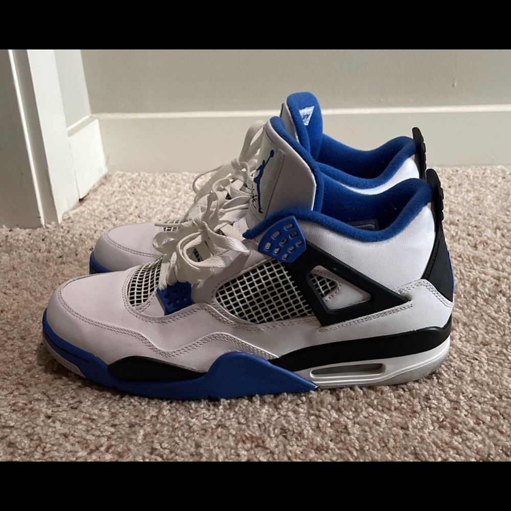 Jordan Retro 4’s